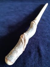 Load image into Gallery viewer, Wooden Wand # 28 Cornish Alder
