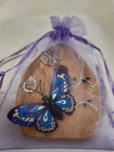 Load image into Gallery viewer, Wooden Fairy Door - Cornish Oak - Charlotte&#39;s Web
