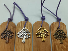 Load image into Gallery viewer, Wooden Bookmark Set of 4 - Cornish Oak

