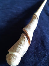 Load image into Gallery viewer, Wooden Wand # 27 Cornish Alder
